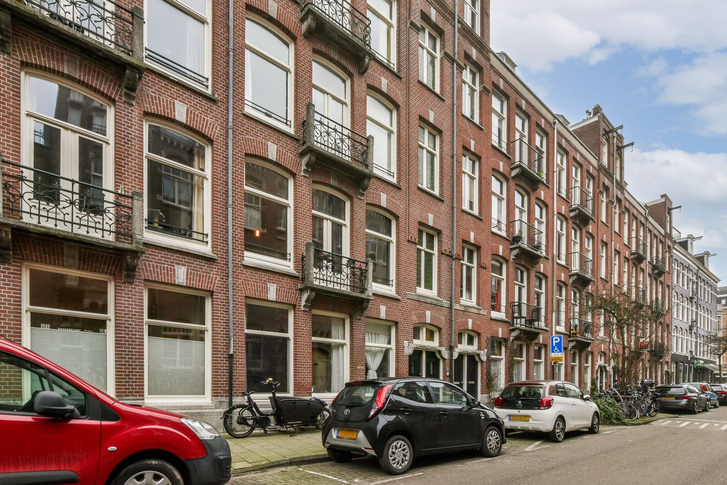 Foto 1 van Eerste Helmersstraat 188-1