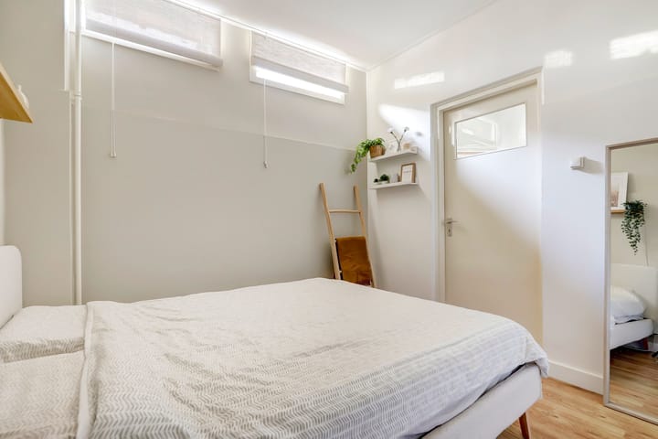 Photo 22 of Borneostraat 1