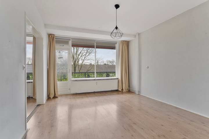 Foto 12 van Matenalaan 35