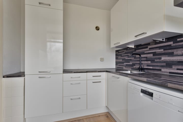 Foto 19 van Matenalaan 35