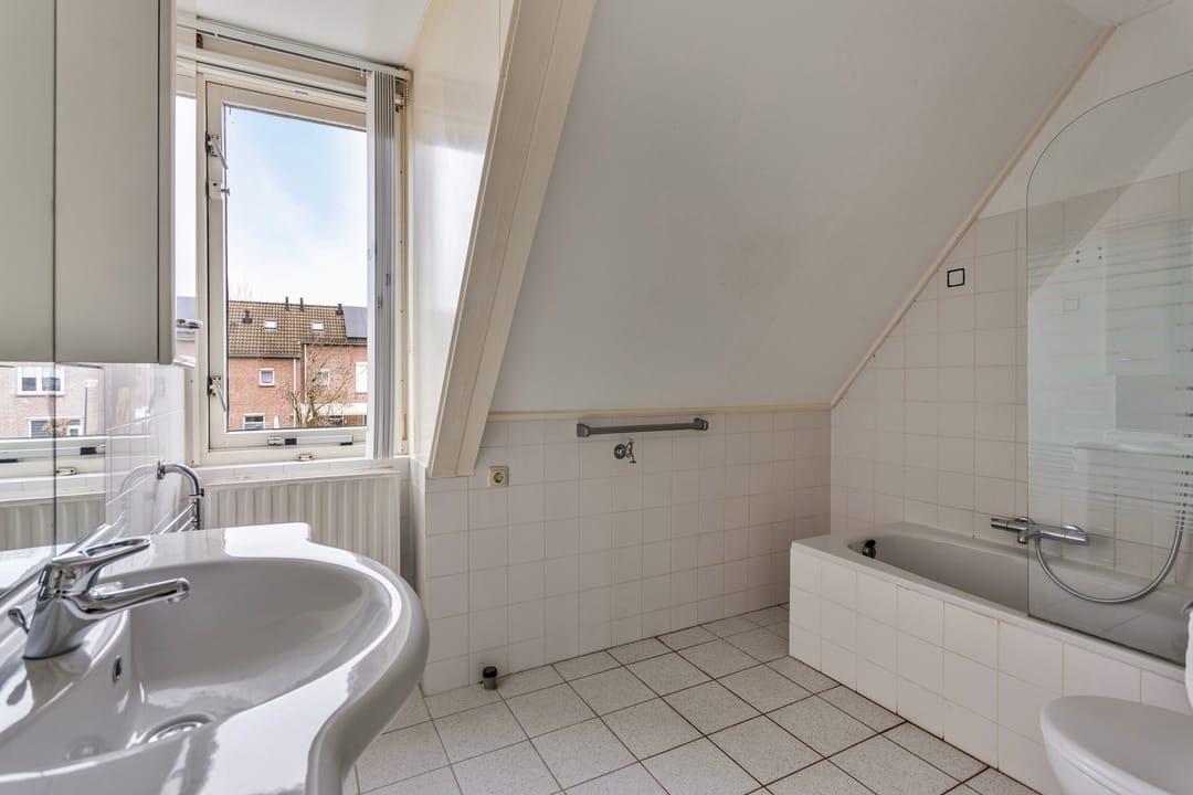 Foto 13 van Atalantastraat 47