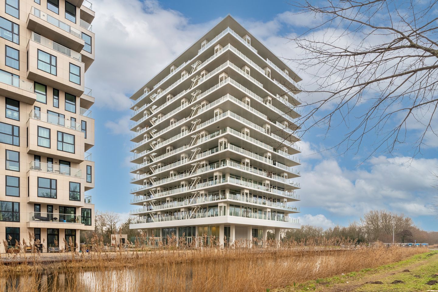 Foto 1 van Haarlemmerweg 432