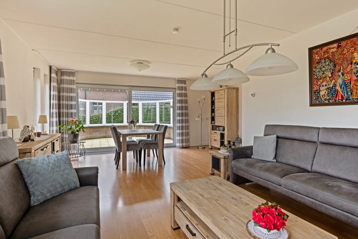 Foto 9 van Alberdaweg 87