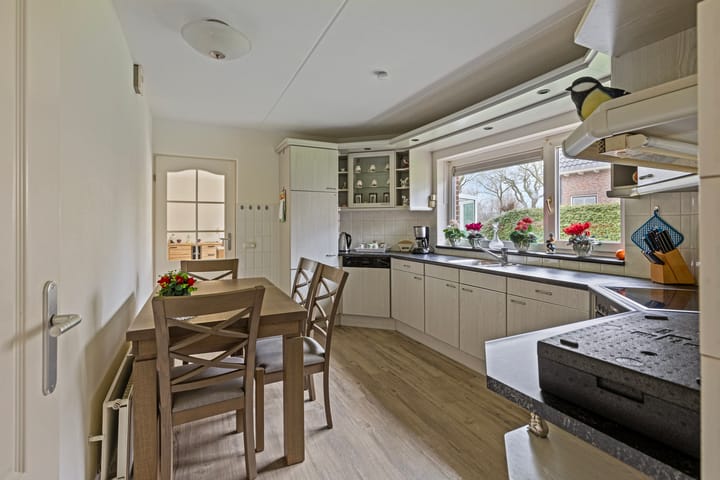 Foto 13 van Alberdaweg 87