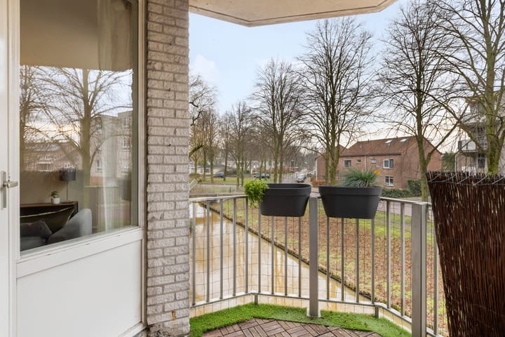 Foto 32 van Hinderstein 20