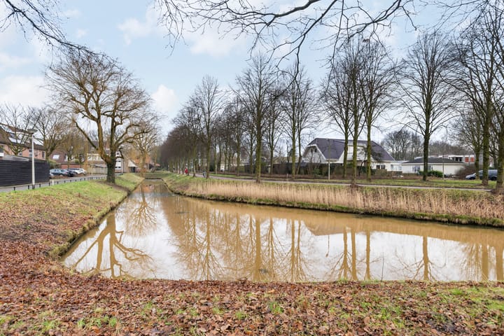 Foto 52 van Hinderstein 20