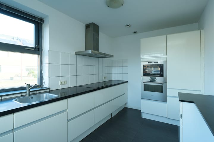 Foto 2 van Meindert Hobbemahage 1