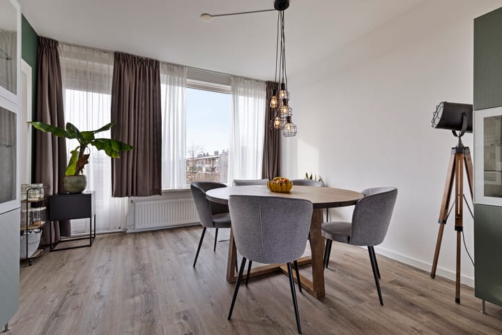 Foto 15 van Julianaplantsoen 70