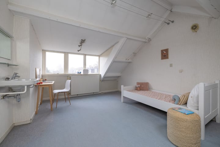 Photo 22 of Cornelia de Langelaan 25