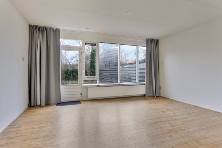 Foto 5 van Woerdes 21