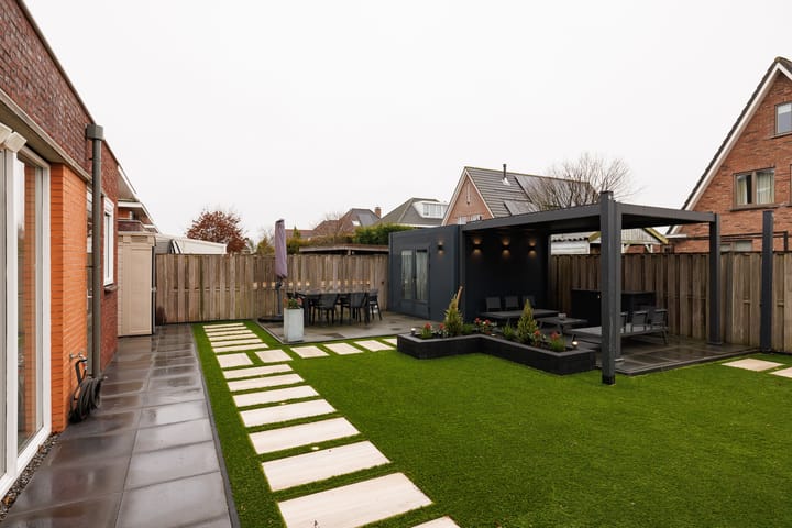 Foto 31 van De Waardenborg 67