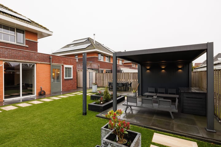 Foto 32 van De Waardenborg 67