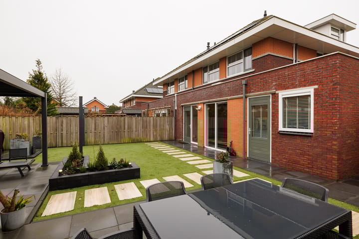 Foto 34 van De Waardenborg 67