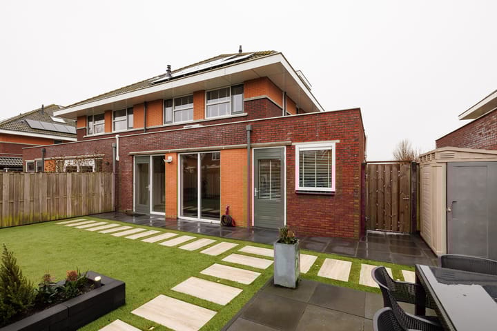 Foto 36 van De Waardenborg 67