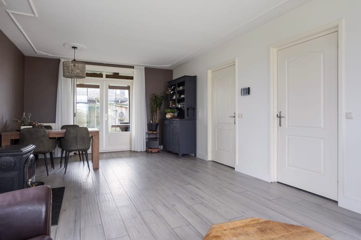 Foto 15 van Wetterroas 9