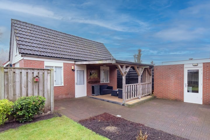 Foto 28 van Ottenstraat 17