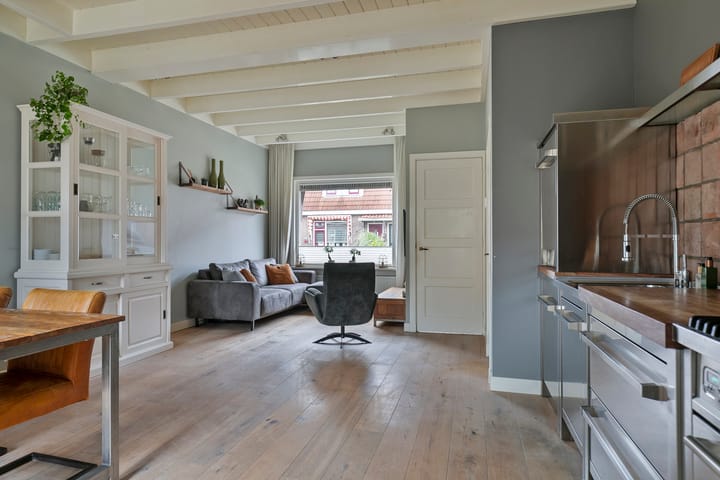 Foto 8 van Floresstraat 19