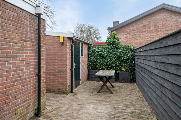 Foto 18 van Floresstraat 19