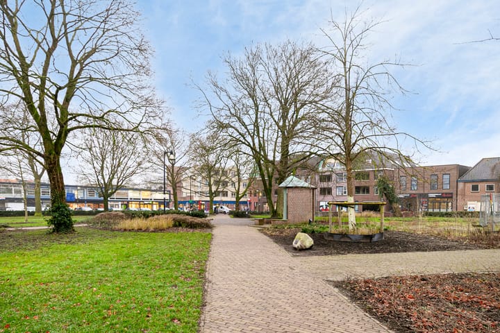 Foto 21 van Floresstraat 19