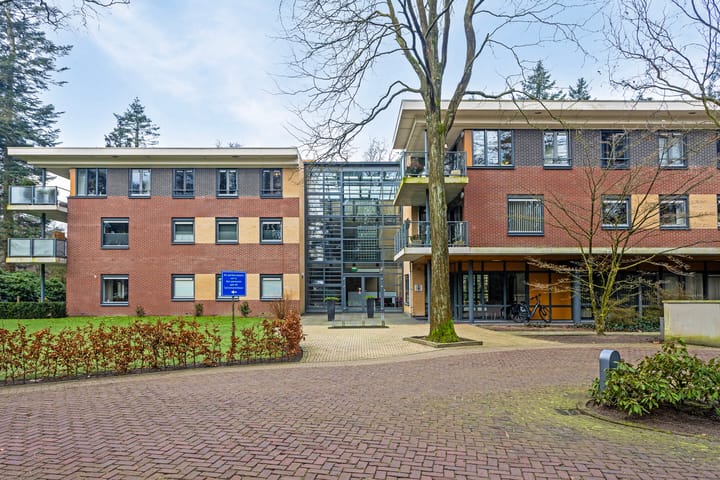 Foto 5 van Paviljoenplein 3