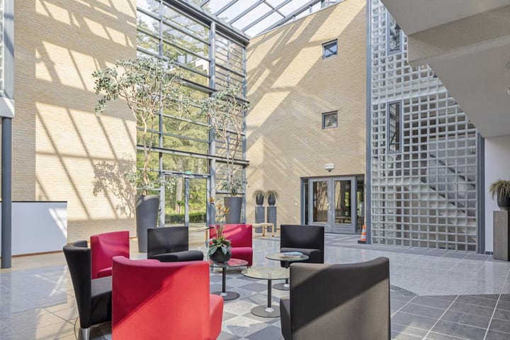 Foto 8 van Paviljoenplein 3