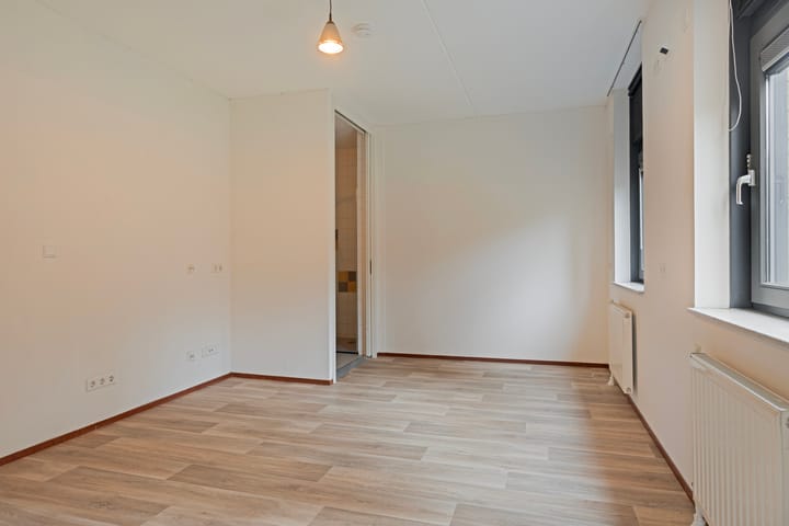 Foto 14 van Paviljoenplein 3