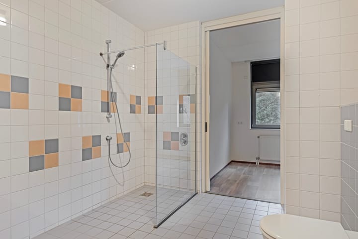 Foto 16 van Paviljoenplein 3