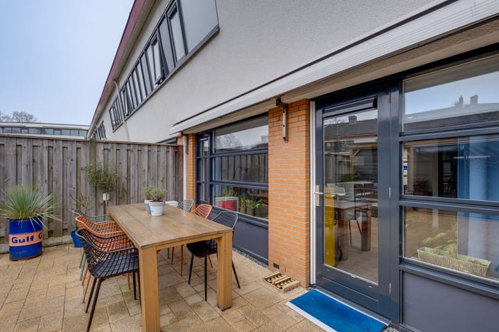 Photo 32 of Aletta Jacobsstraat 12