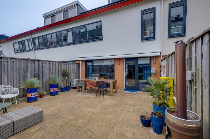 Photo 36 of Aletta Jacobsstraat 12