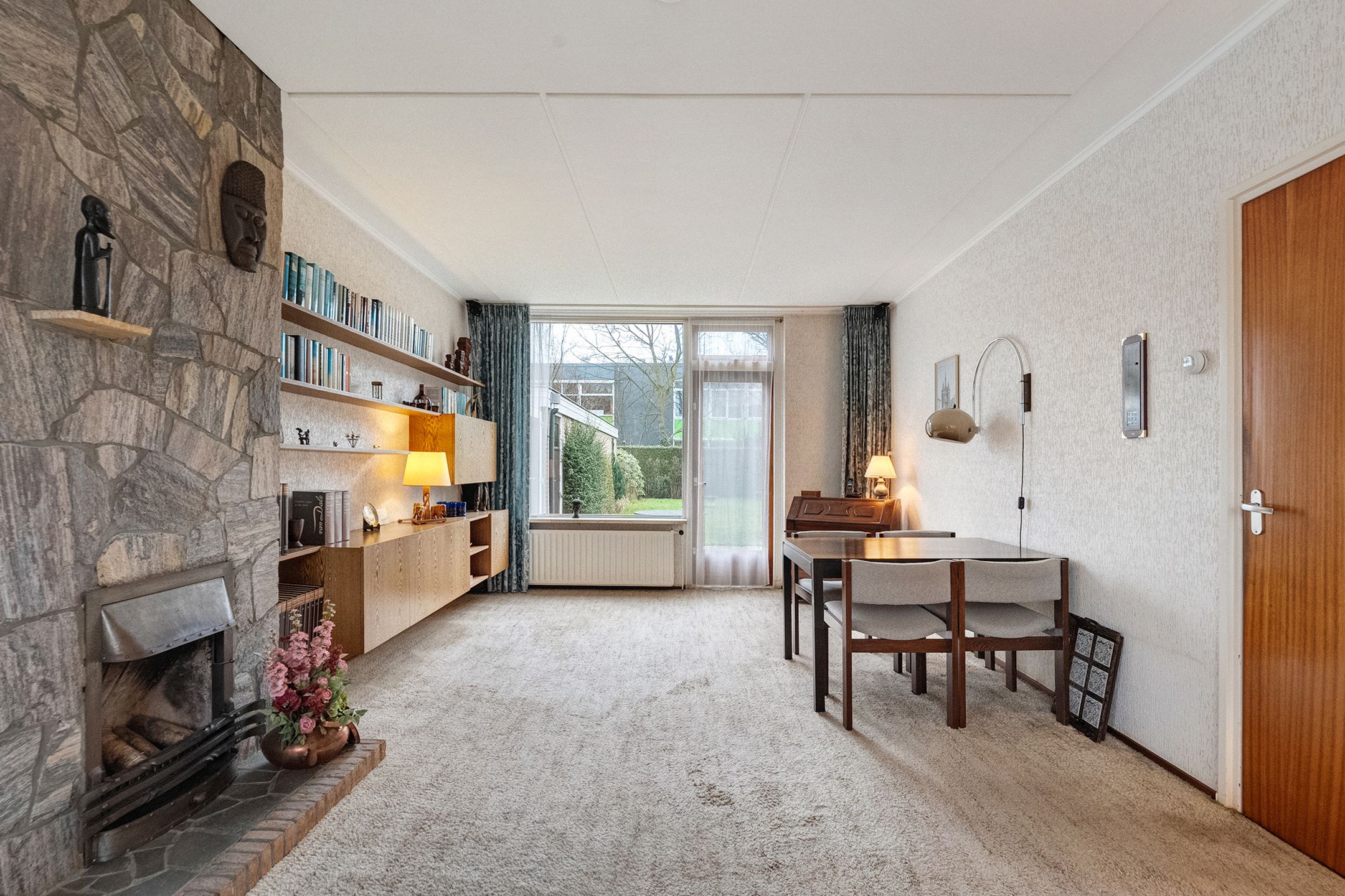 Photo 12 of H Roland Holststraat 53