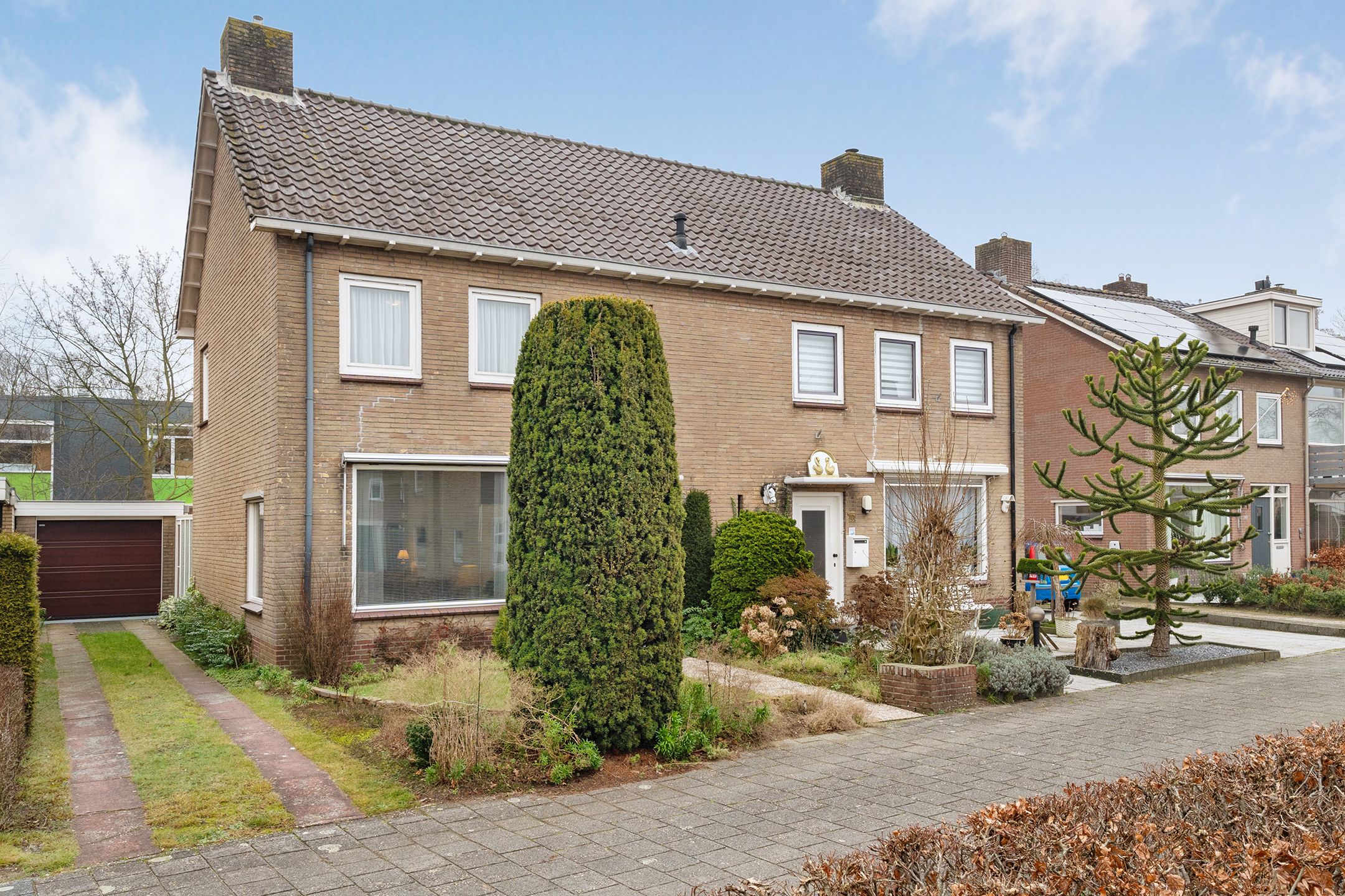 Photo 33 of H Roland Holststraat 53