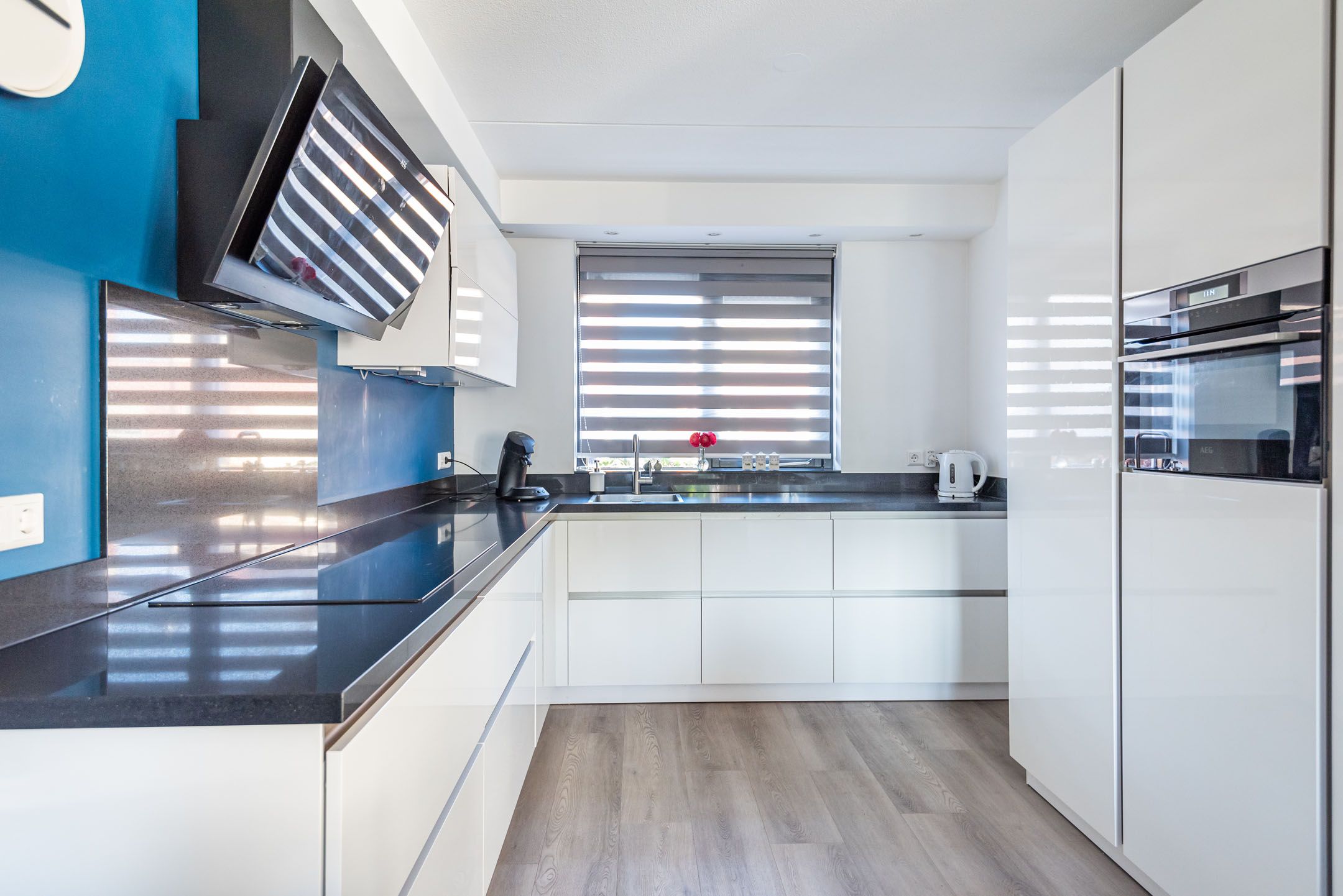 Foto 3 van Wingerd 44