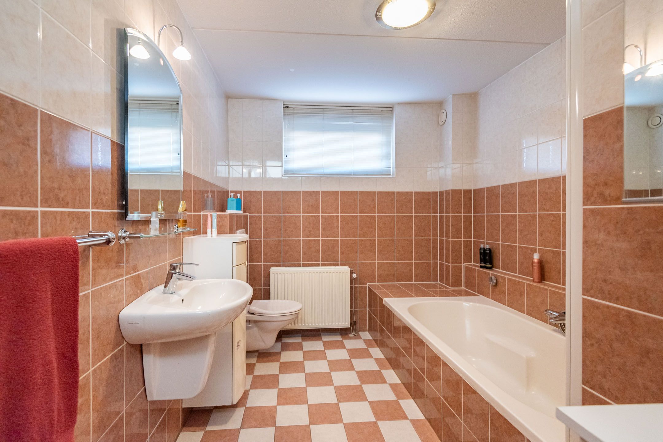 Foto 24 van Wingerd 44