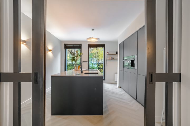 Foto 11 van Wijnand Nuijenstraat 45