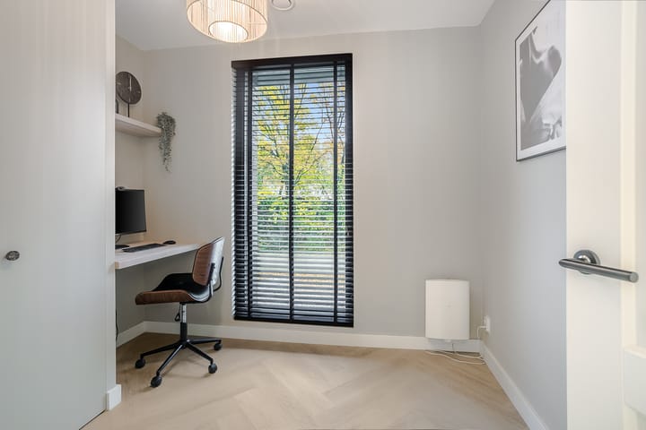 Foto 21 van Wijnand Nuijenstraat 45