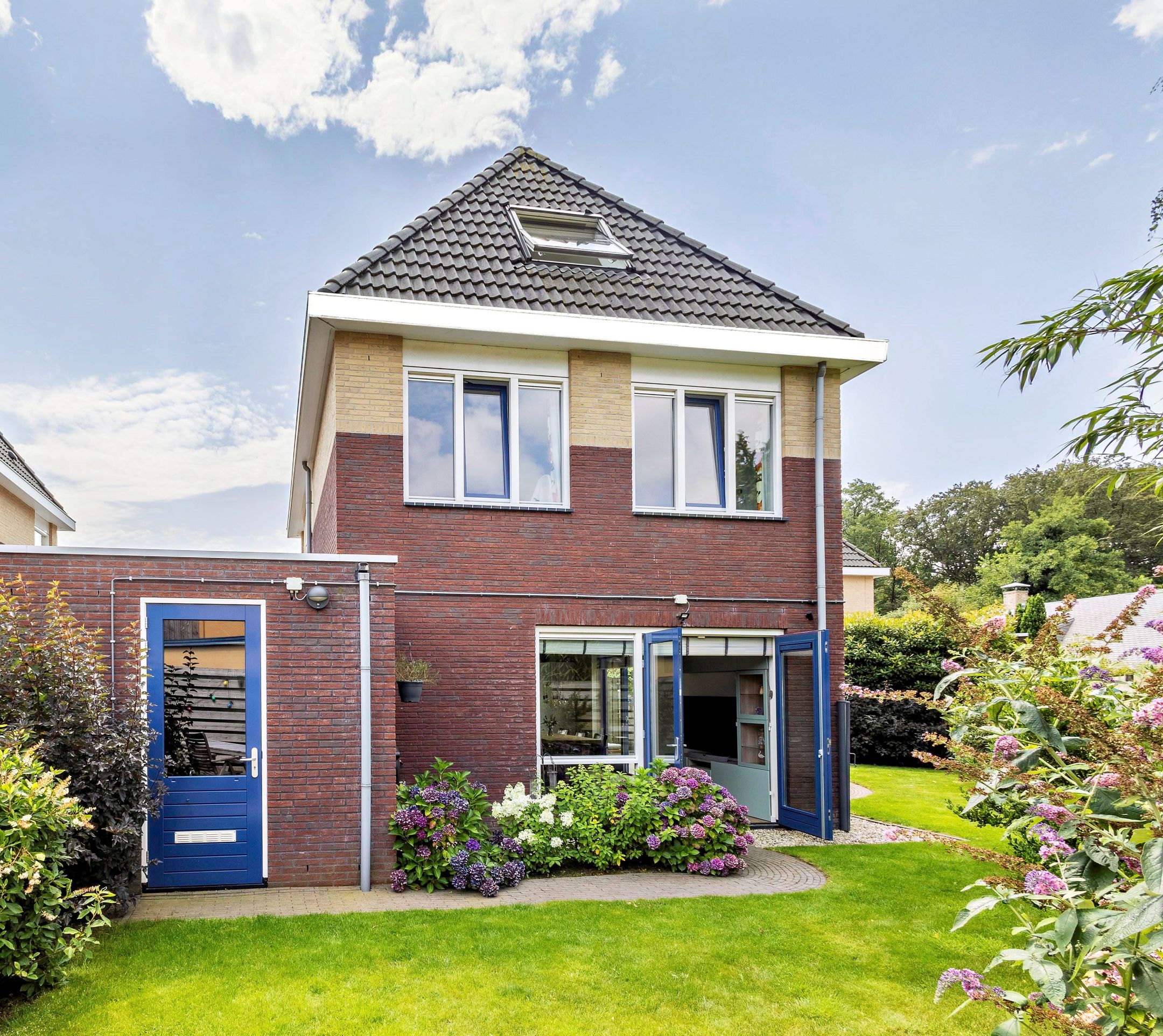 Foto 3 van Prinses Máximahof 17