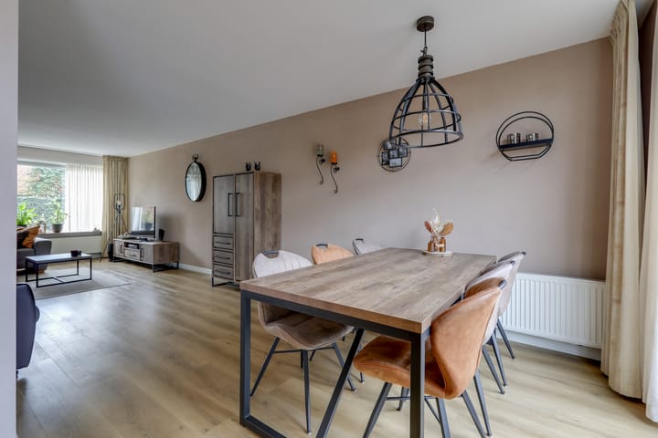 Foto 17 van Claudius Civilisstraat 13