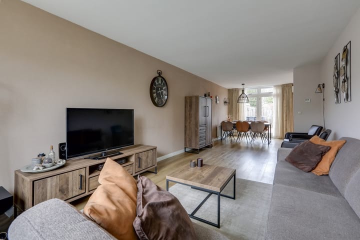 Foto 25 van Claudius Civilisstraat 13