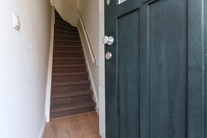 Foto 6 van Ernest Staasstraat 11