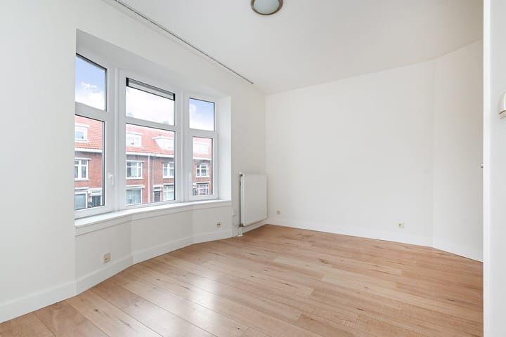 Foto 16 van Ernest Staasstraat 11