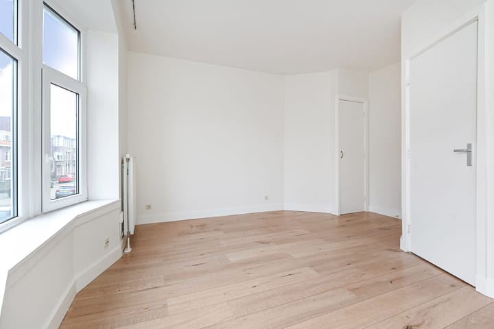 Foto 17 van Ernest Staasstraat 11