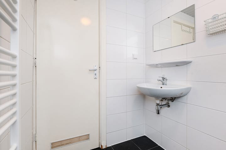 Foto 21 van Ernest Staasstraat 11