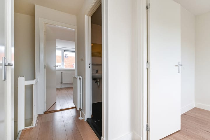 Foto 24 van Ernest Staasstraat 11