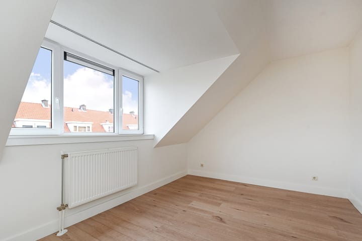 Foto 30 van Ernest Staasstraat 11