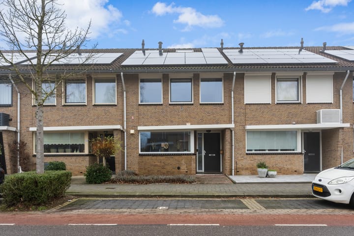 Foto 1 van Jan van Almondestraat 52