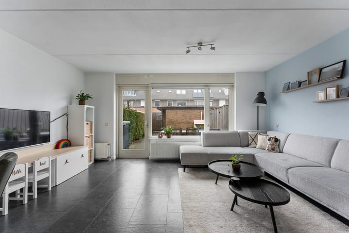 Foto 12 van Jan van Almondestraat 52