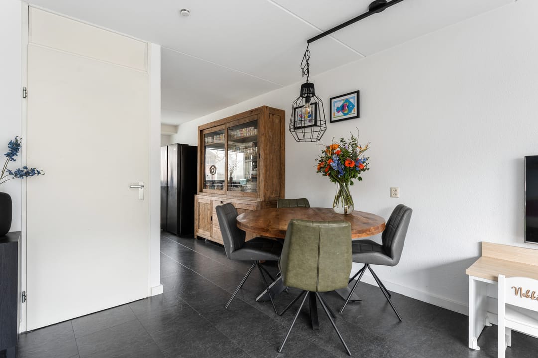 Foto 17 van Jan van Almondestraat 52