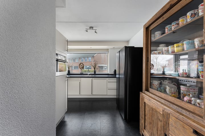 Foto 18 van Jan van Almondestraat 52