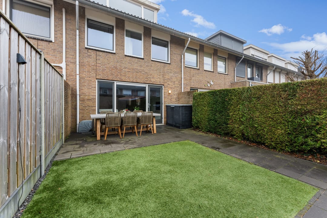 Foto 22 van Jan van Almondestraat 52