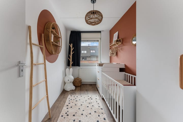 Foto 29 van Jan van Almondestraat 52